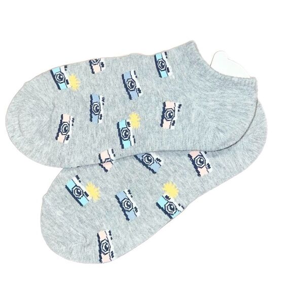 Women’s Two-Pack No-Show Socks - Retro Camera/Stripe NWOT - Picture 3 of 7